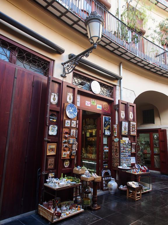 SingularStays Plaza Redonda Valensiya Dış mekan fotoğraf